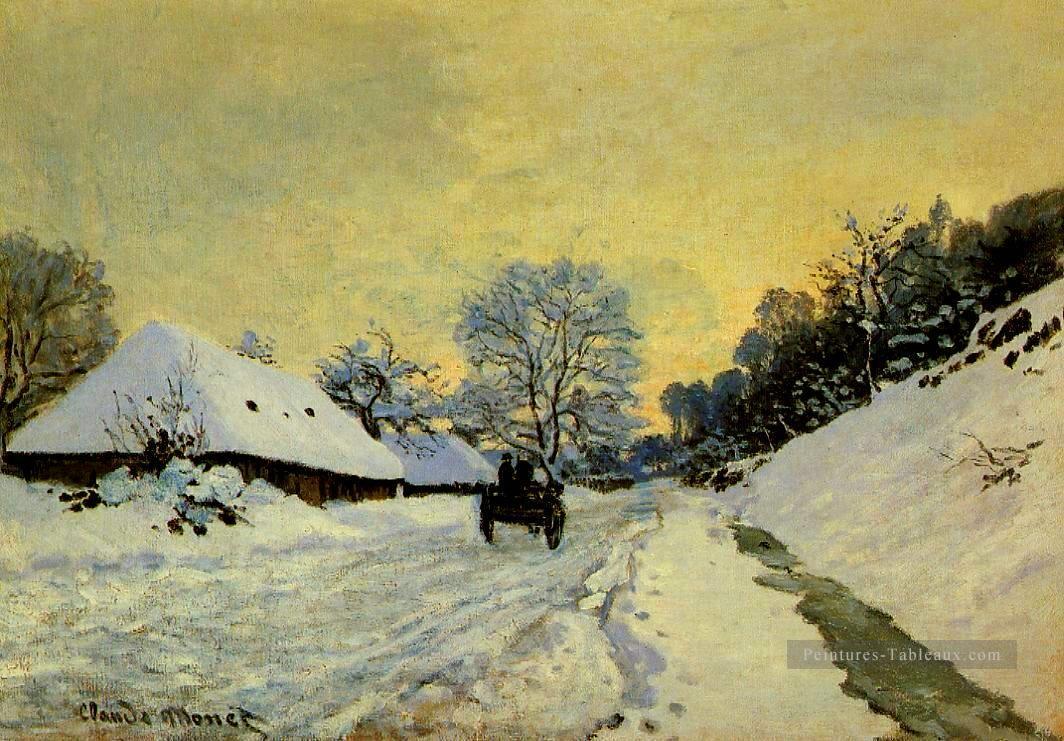 Une charrette sur la route couverte de neige avec la ferme Saint Siméon Claude Monet Peintures à l'huile